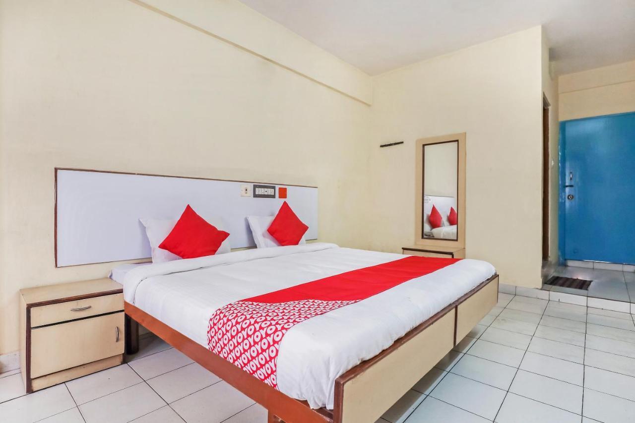 Oyo Hotel Hindustan Deluxe Mangalore Exterior foto